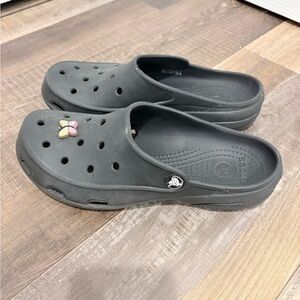 CROCS women's soft black Crocs